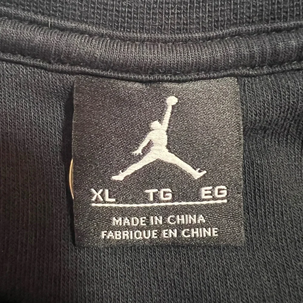Jordan Black Crew Neck Sweatshirt Pullover Jumper Men's XL Extra Large‎